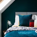 Modern 5 Bedroom Bath House - Hot Tub *