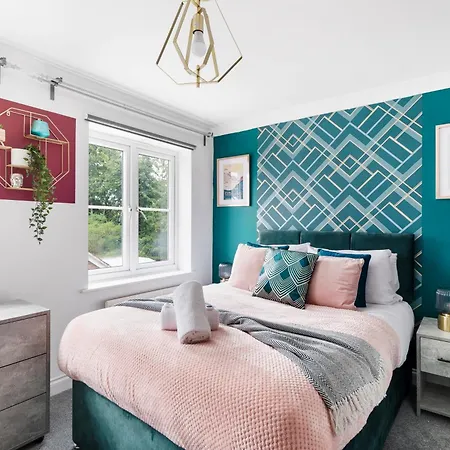 Modern 5 Bedroom Bath House - Hot Tub 別荘 *