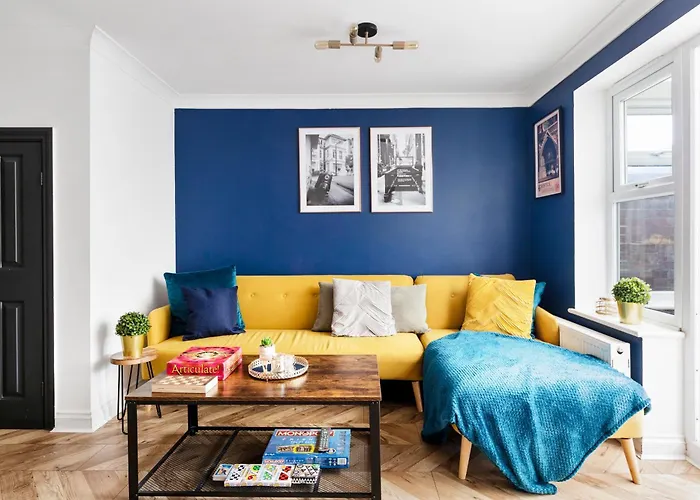 Modern 5 Bedroom Bath House - Hot Tub 別荘 *