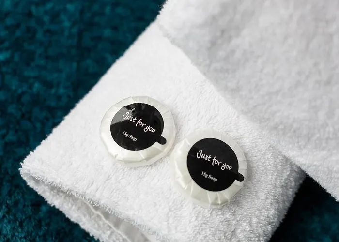 Modern 5 Bedroom Bath House - Hot Tub 別荘 *